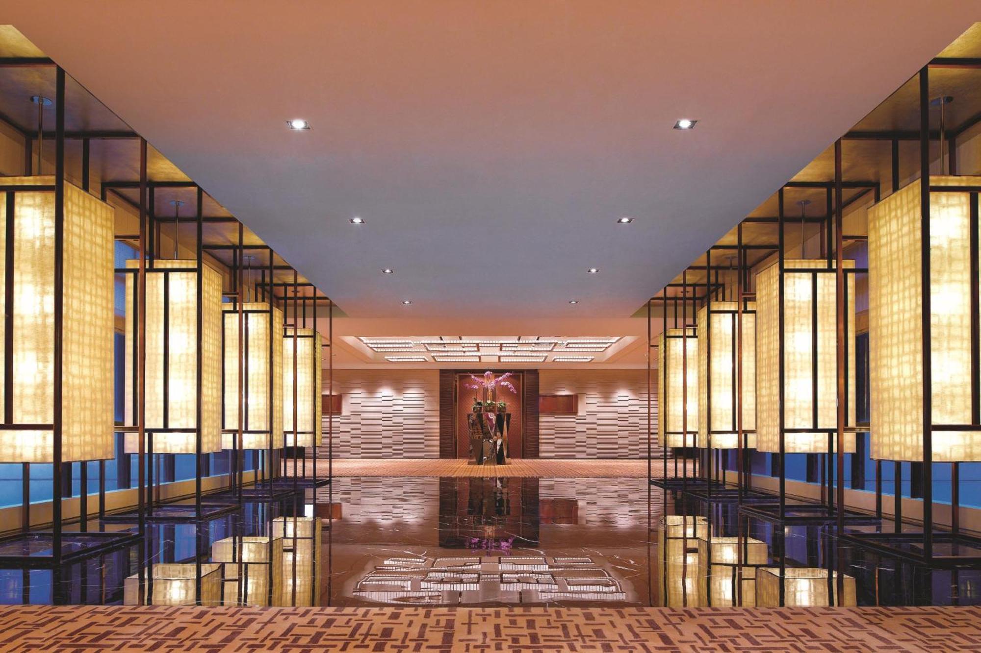 The Portman Ritz-Carlton Shanghai Hotel Exterior photo